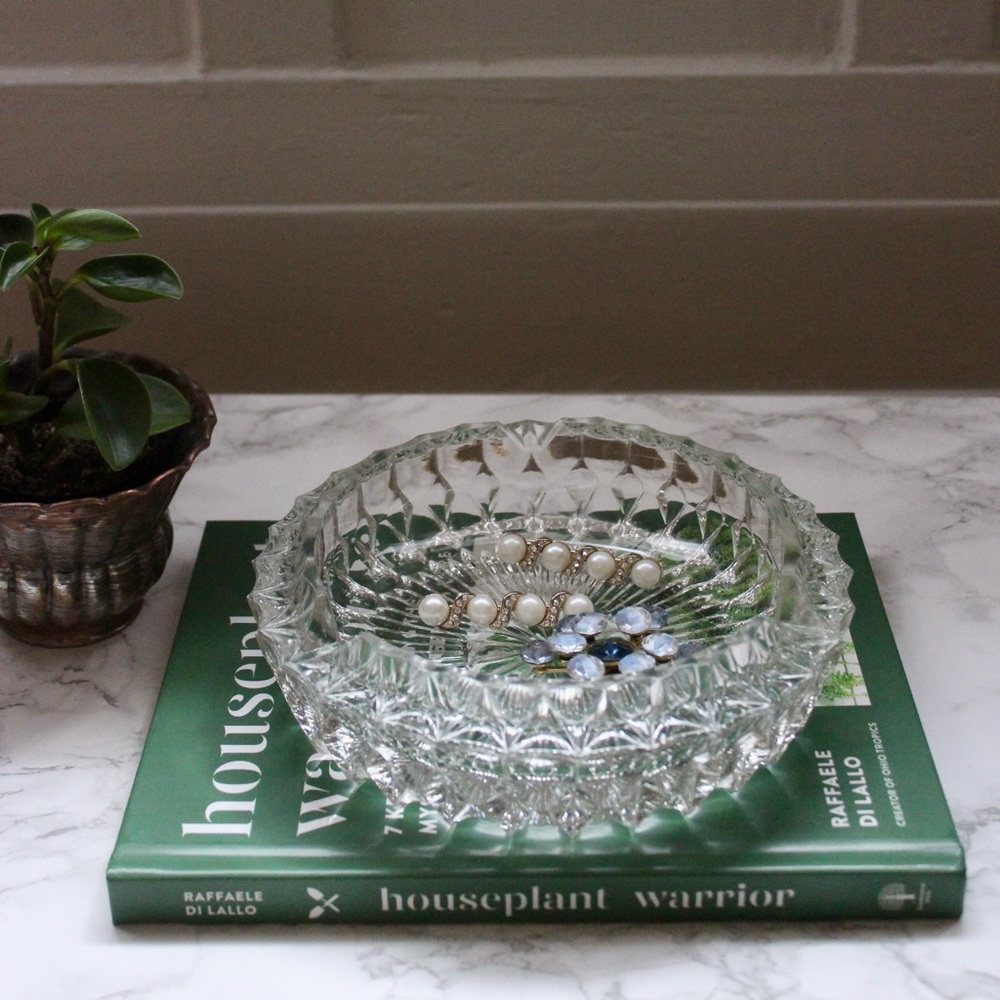 Vintage Heavy Lead Crystal Diamond Ashtray 7" Round 3 Rests